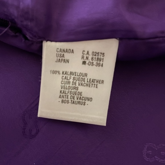 Suede ESCADA skirt.  Worn maybe one time. - Picture 3 of 7